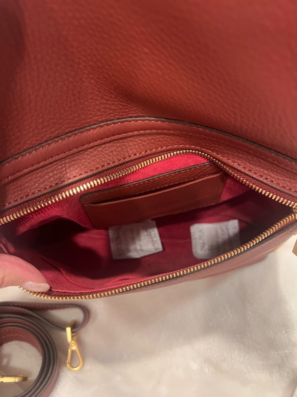 Hammitt VIP Pomodoro Red Leather Crossbody with Gold Heirloom Hardware - Picture 3 of 3